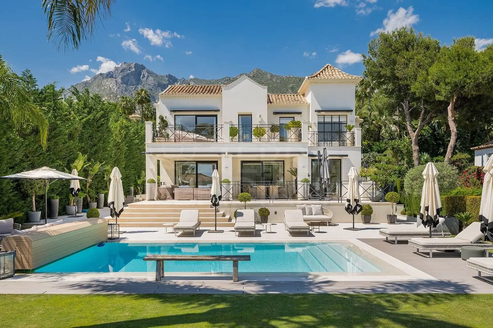 Branding – La Maison Banus