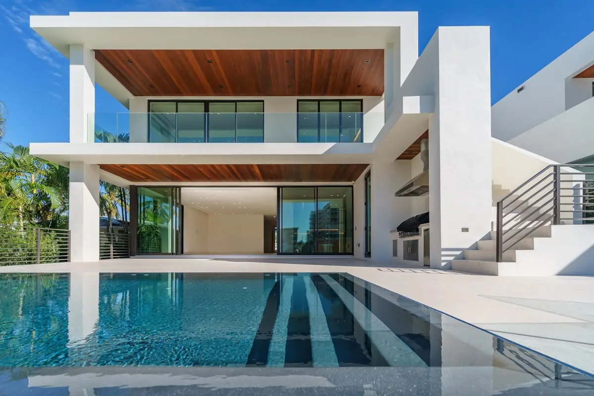 Formules de Gestion Locative à Marbella – La Maison Banus